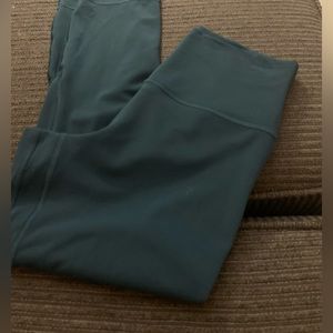 Lululemon align crop 21”